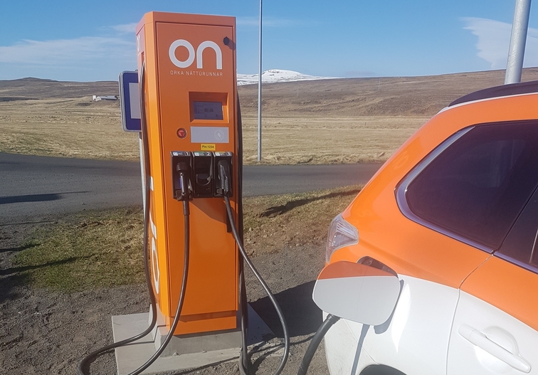 ABB_Iceland_Chargers_171